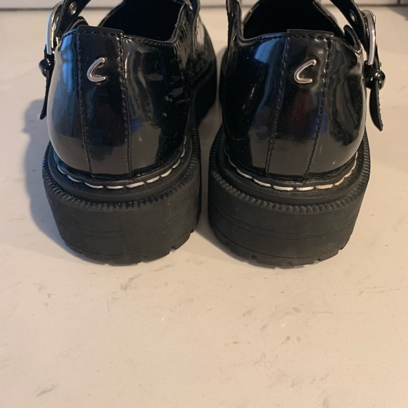 Circus by Sam Edelman Black Patent Leather Lug Sole Mary Jane’s - Picture 4 of 5